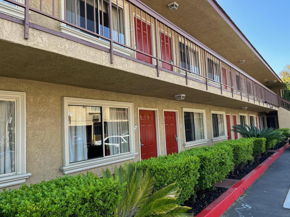 Rivera Inn & Suites Motel Pico Rivera Ngoại thất bức ảnh