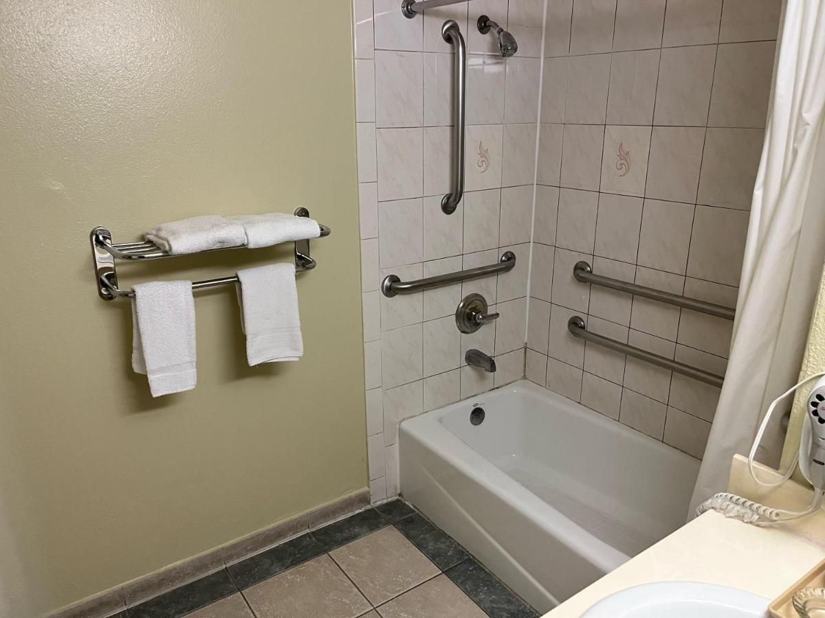 Rivera Inn & Suites Motel Pico Rivera Ngoại thất bức ảnh